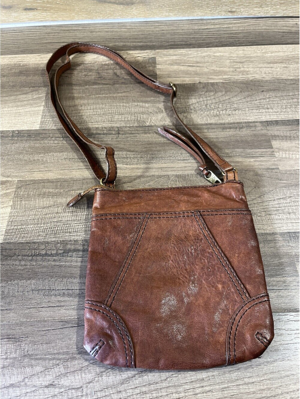 UGG Australia Suede Leather Crossbody Shoulder Bag Chocolate Brown 8” - Picture 2 of 8